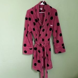 Victoria’s Secret PINK Short Fluffy Robe